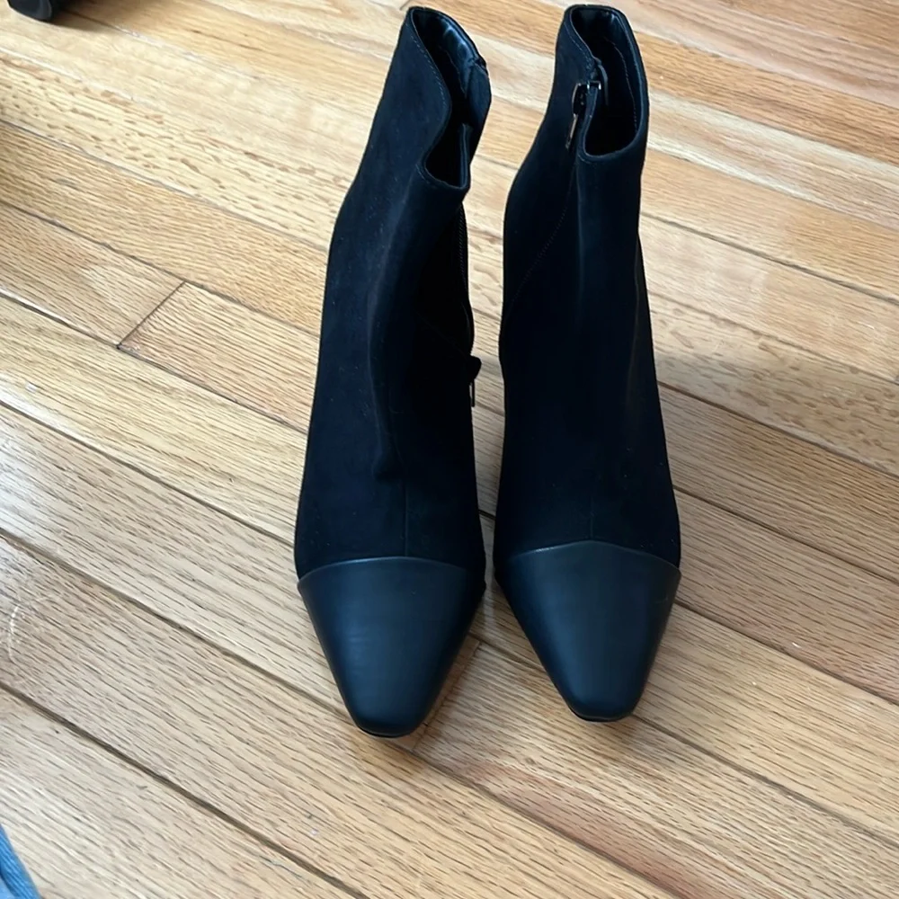 Express booties - Picture 1 of 2